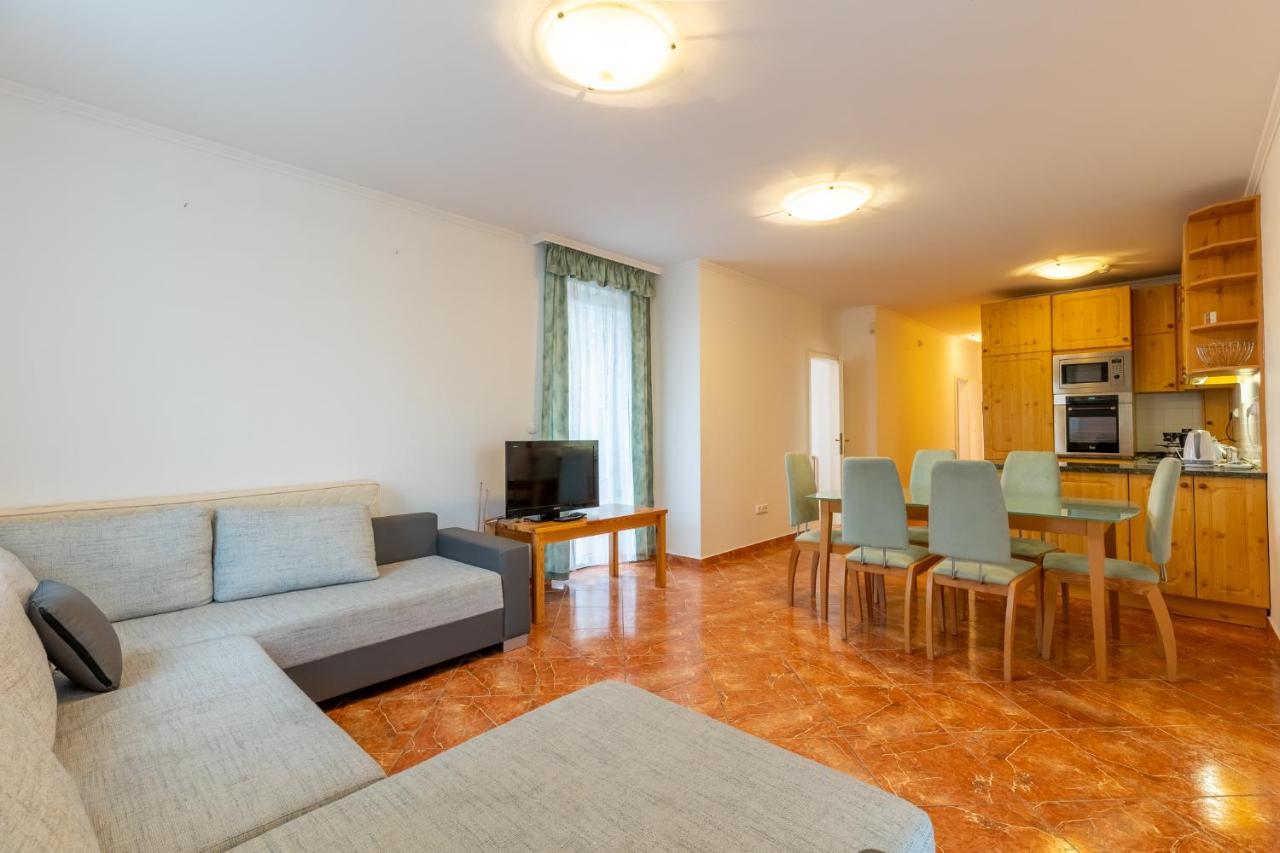 Egyuett A Csalad II Apartman By Bltn Siofok Exterior photo