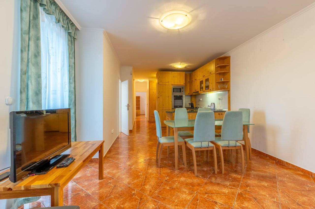 Egyuett A Csalad II Apartman By Bltn Siofok Exterior photo