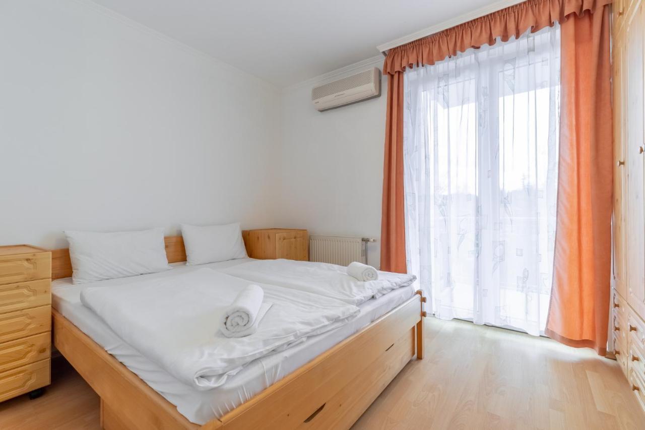 Egyuett A Csalad II Apartman By Bltn Siofok Exterior photo